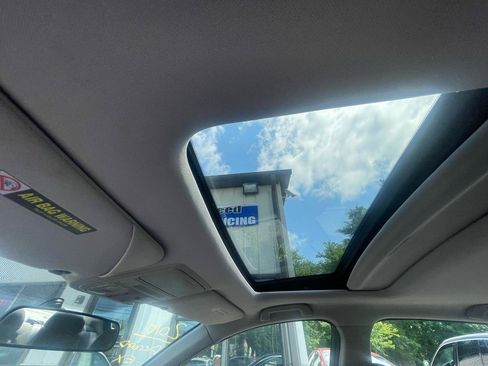 Used 2010 Honda Accord EX image 17