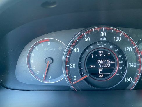 Used 2017 Honda Accord LX image 30