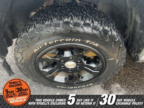 Used 2017 Chevrolet Silverado 1500 LT w/ All Star Edition image 30