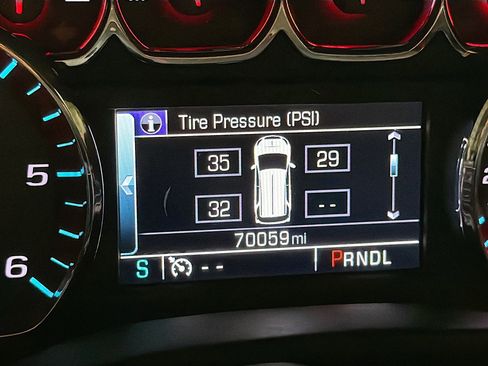 Used 2017 Chevrolet Tahoe LT image 8