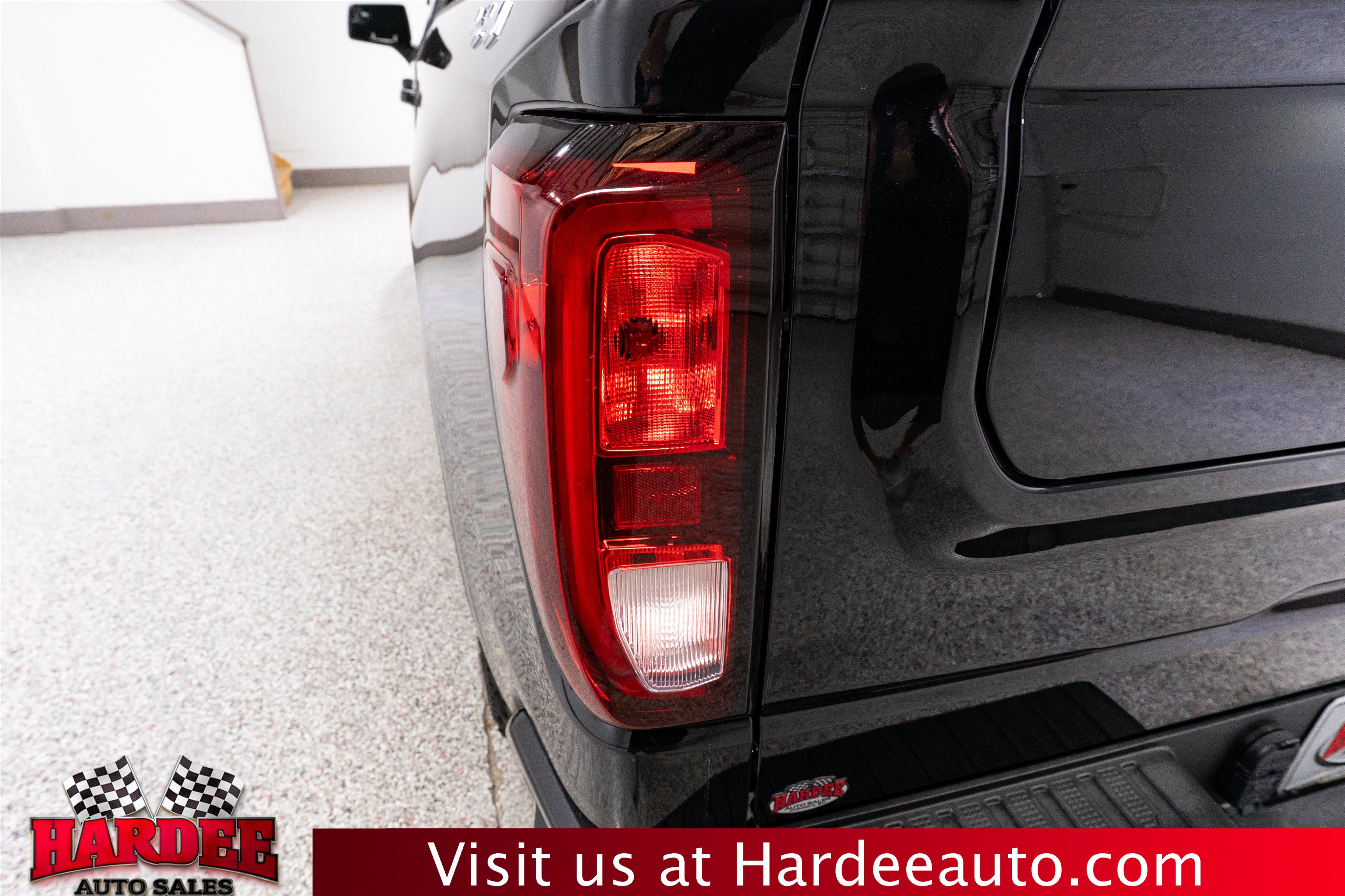 Used 2022 GMC Sierra 1500 Elevation AWD/4WD image 9