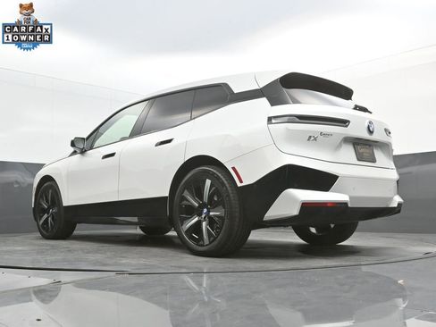 Certified 2024 BMW iX xDrive50 w/ Premium Package AWD/4WD image 43