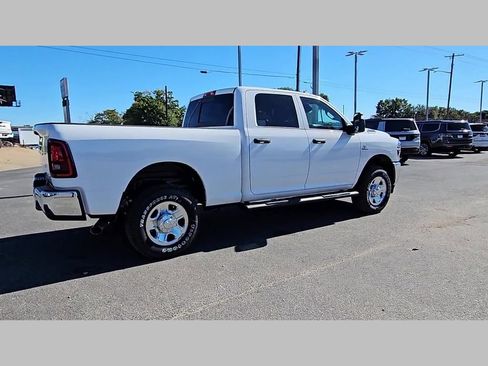 New 2026 RAM 2500 Tradesman image 32