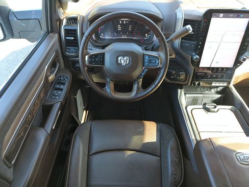 Used 2026 RAM 2500 Limited AWD/4WD image 14