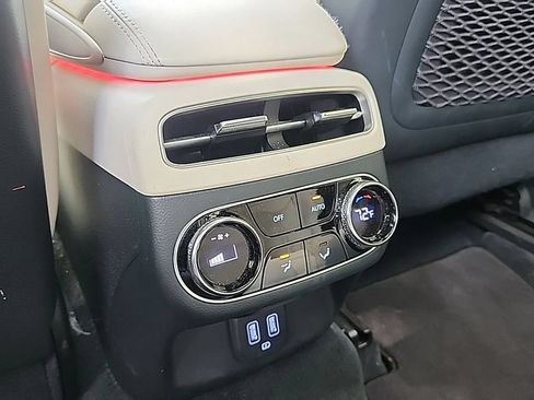 Used 2025 Genesis Electrified GV70 AWD/4WD image 27