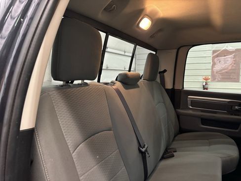 Used 2017 RAM 2500 SLT image 34