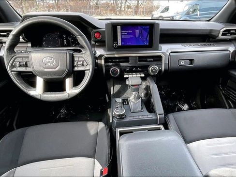 Used 2025 Toyota Tacoma TRD Off-Road AWD/4WD image 14