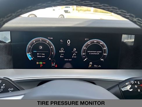 New 2026 Volkswagen Tiguan SE AWD/4WD image 26