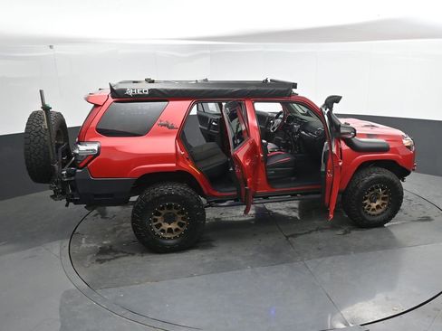 Used 2019 Toyota 4Runner TRD Off-Road AWD/4WD image 49
