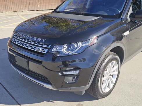 Used 2019 Land Rover Discovery Sport HSE image 16