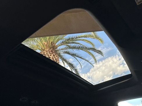 Used 2023 GMC Sierra 1500 AT4X image 17