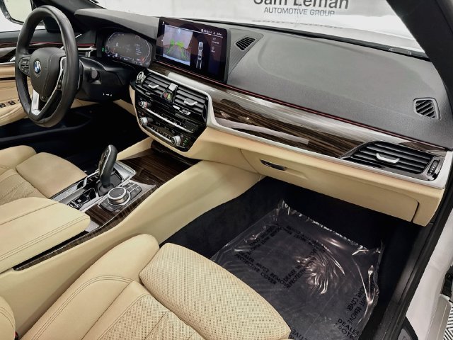 Used 2022 BMW 530i xDrive w/ Convenience Package AWD/4WD image 30