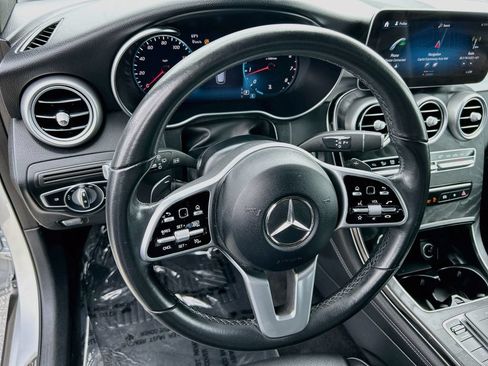 Used 2020 Mercedes-Benz GLC 300 w/ Multimedia Package image 11