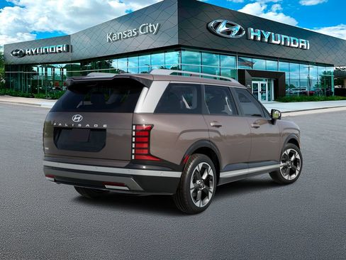 New 2026 Hyundai Palisade Limited FWD image 5