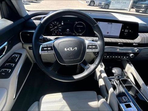 Used 2024 Kia Telluride SX Prestige w/ Towing Package AWD/4WD image 19