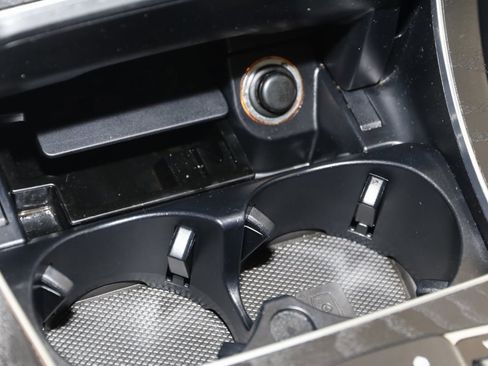 Used 2021 Mercedes-Benz GLC 43 AMG 4MATIC w/ Multimedia Package image 33