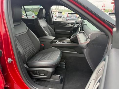 Used 2025 Ford Explorer ST-Line w/ Premium Package AWD/4WD image 22