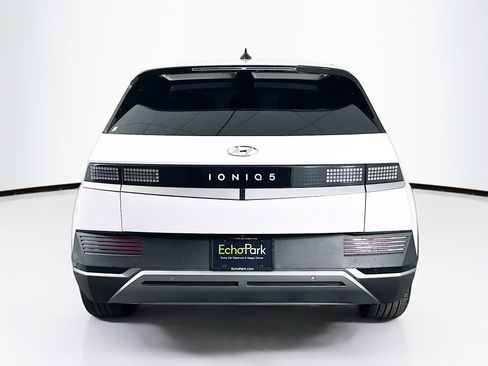 Used 2024 Hyundai Ioniq 5 SE image 7