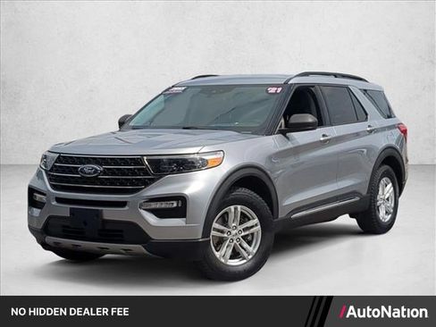 Used 2021 Ford Explorer XLT w/ Equipment Group 202A AWD/4WD image 1