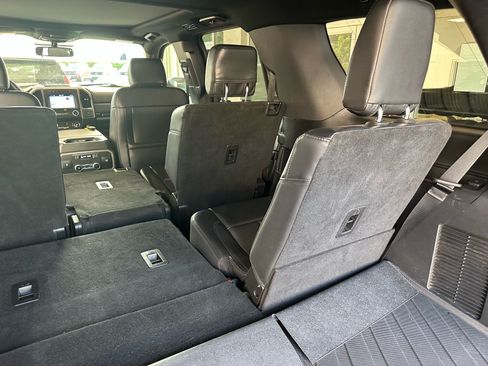 Certified 2019 Ford Expedition XLT w/ Equipment Group 202A AWD/4WD image 30