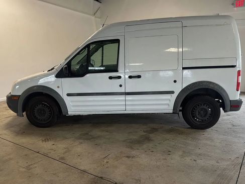 Used 2013 Ford Transit Connect XL image 2