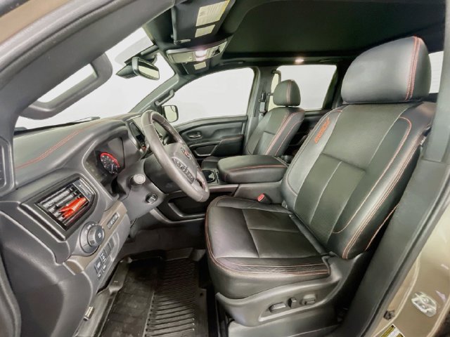 Used 2022 Nissan Titan PRO-4X w/ Pro-4x Convenience Package AWD/4WD image 23