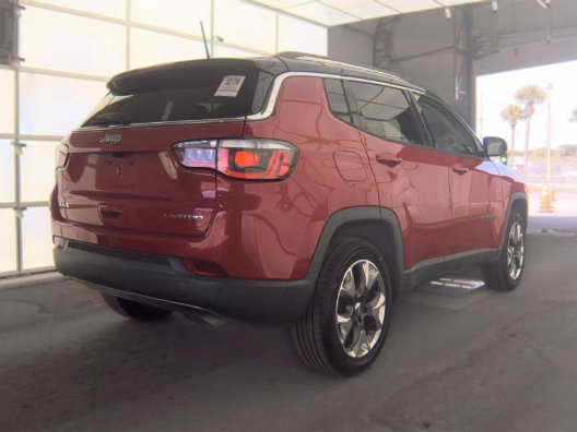 Used 2018 Jeep Compass Limited w/ Navigation Group AWD/4WD image 4