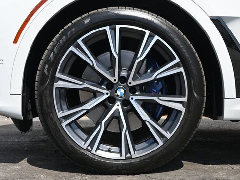 Used 2021 BMW X7 xDrive40i w/ M Sport Package image 7