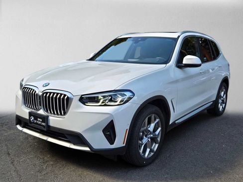 Used 2023 BMW X3 xDrive30i w/ Convenience Package AWD/4WD image 7