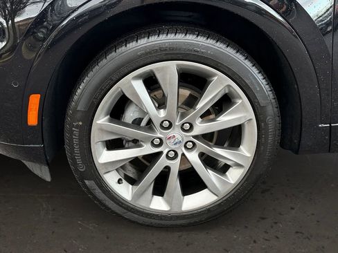 Used 2022 Buick Envision Avenir w/ Technology Package II FWD image 26