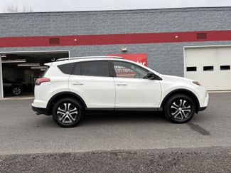 Used 2016 Toyota RAV4 LE video 2