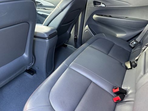 Used 2017 Chevrolet Bolt Premier image 27