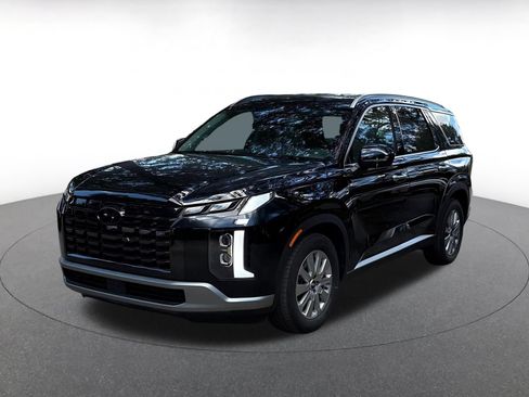 Used 2025 Hyundai Palisade SEL FWD image 3