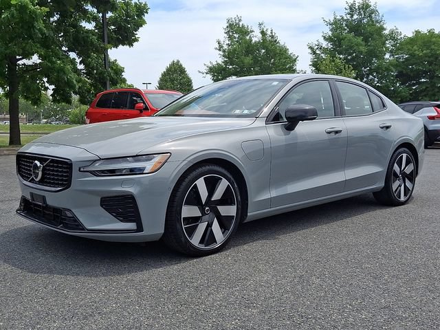 Used 2024 Volvo S60 T8 Plus w/ Climate Package AWD/4WD image 3