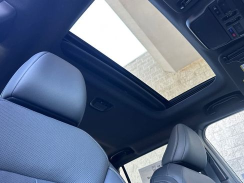 New 2026 Subaru Outback Limited AWD/4WD image 18
