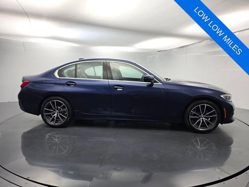 Used 2020 BMW 330i Sedan w/ Convenience Package RWD image 3