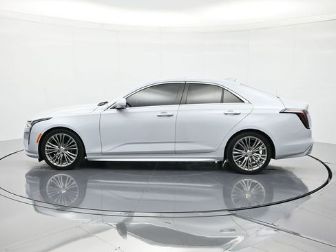 Used 2021 Cadillac CT4 Premium Luxury RWD image 8