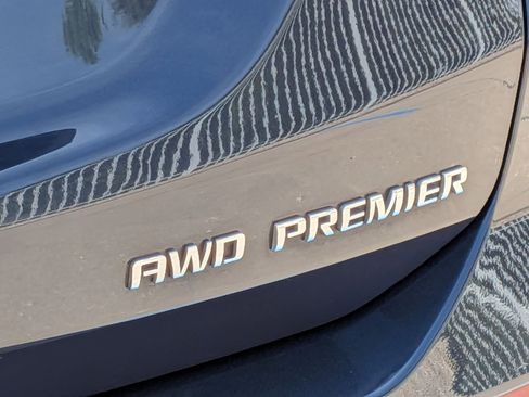 Used 2019 Chevrolet Equinox Premier AWD/4WD image 27