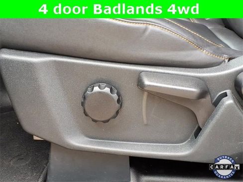 Used 2021 Ford Bronco Badlands image 16