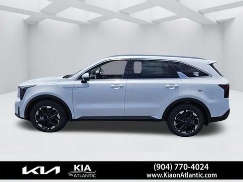 New 2025 Kia Sorento S w/ Panoramic Sunroof Package FWD image 3