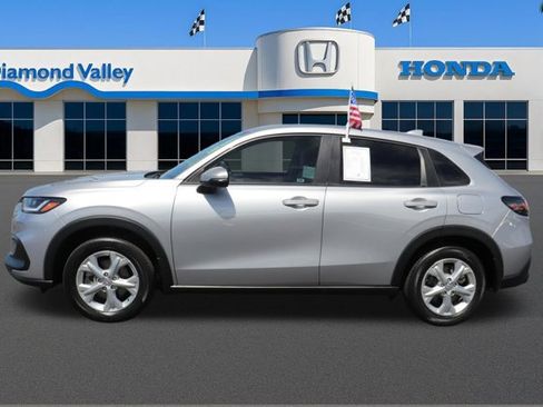 Used 2023 Honda HR-V LX image 8