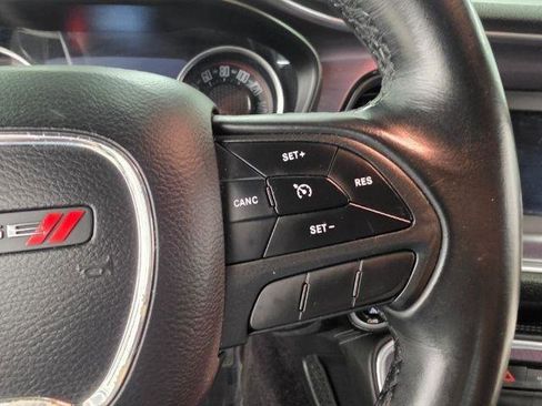 Used 2018 Dodge Challenger SXT RWD image 12
