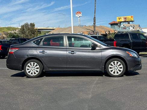 Used 2015 Nissan Sentra SV image 6