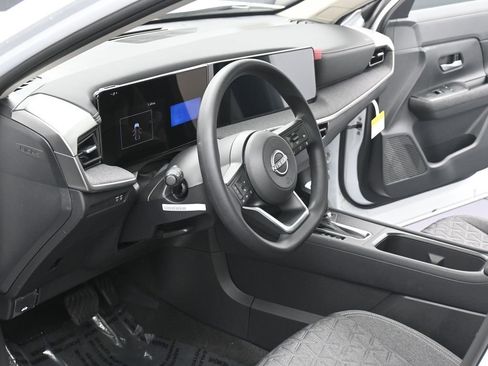 New 2026 Nissan Kicks SV w/ SV Premium Package AWD/4WD image 7