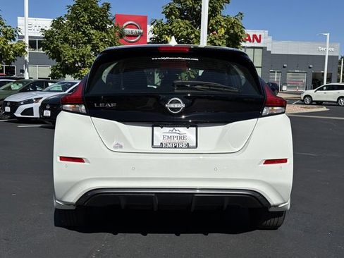 Certified 2024 Nissan Leaf S image 17