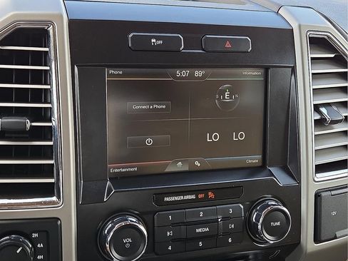 Used 2015 Ford F150 Lariat w/ Equipment Group 501A Mid AWD/4WD image 19