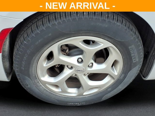 Used 2024 Chrysler Pacifica Limited FWD image 9
