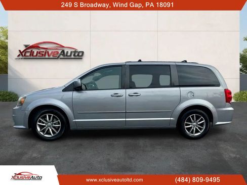 Used 2014 Dodge Grand Caravan R/T w/ Driver Convenience Group image 4