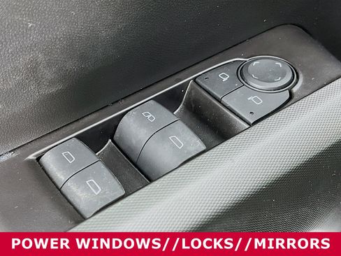 Certified 2024 Chevrolet Colorado LT image 20