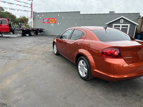 Used 2012 Dodge Avenger SXT image 8